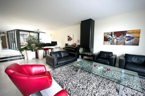 house image